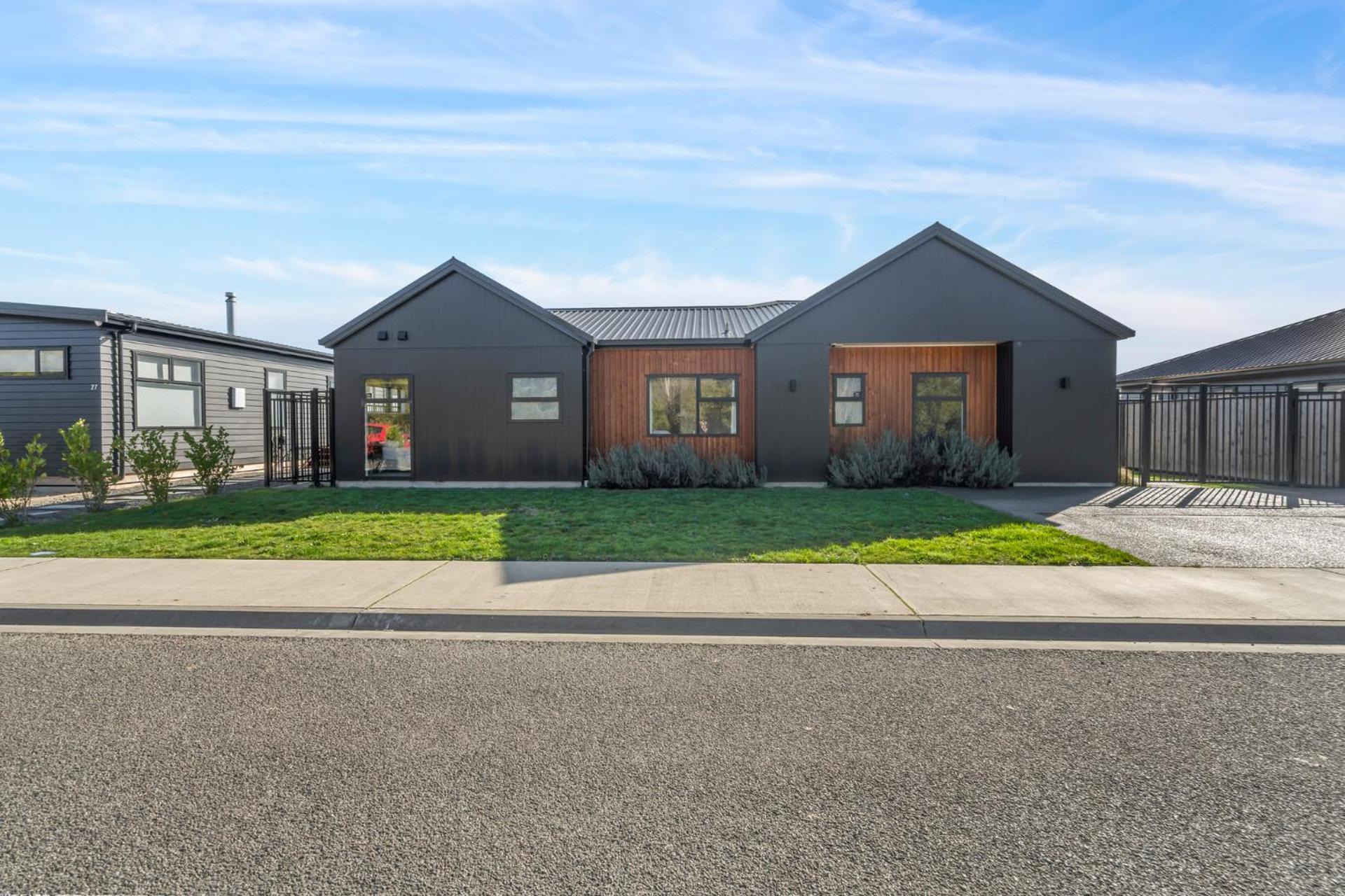 Regent Sanctuary - Martinborough Holiday Home 외부 사진