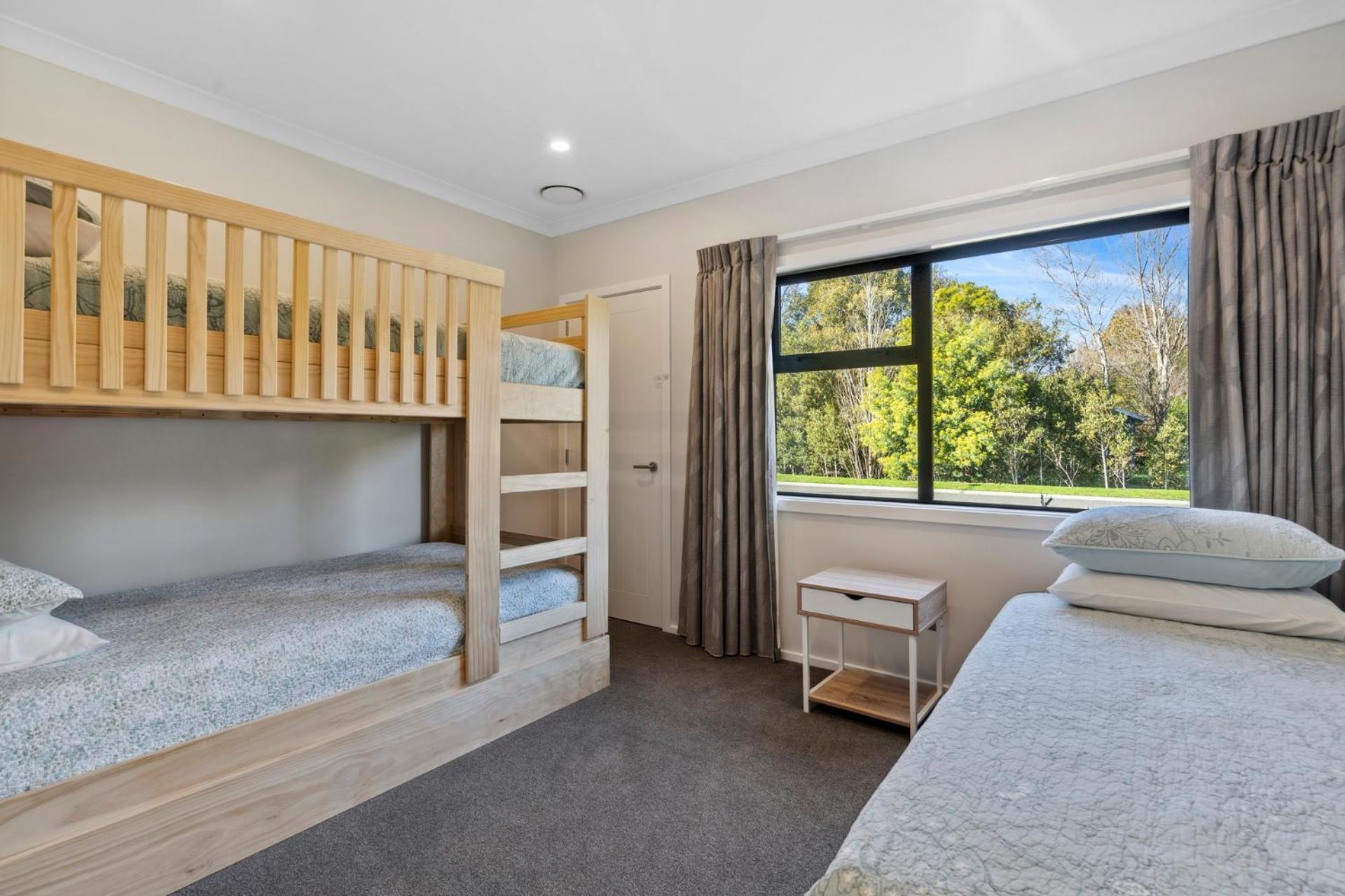 Regent Sanctuary - Martinborough Holiday Home 외부 사진